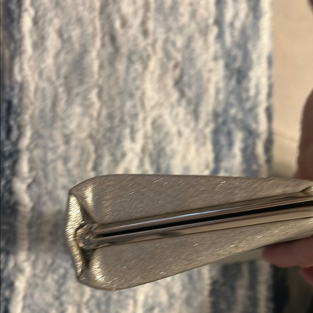 Elegant Vintage Silver Clutch - Picture 7 of 8
